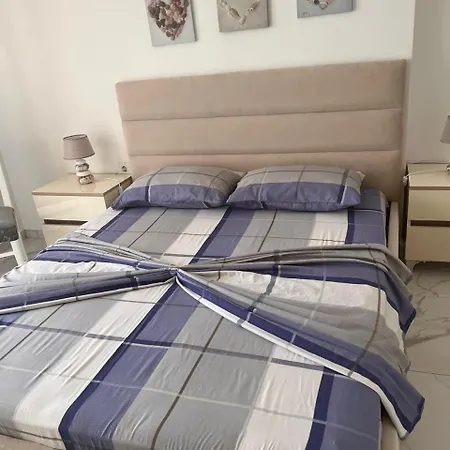 Elis Apartamento Kamez